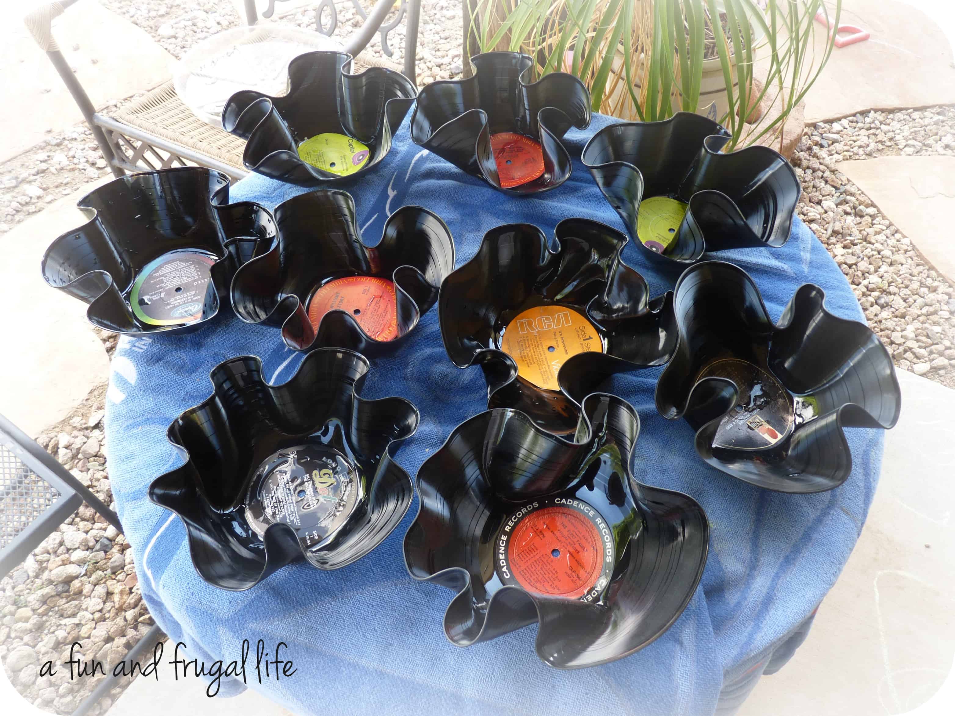 One Minute Vinyl Record Bowls A Fun and Frugal Life